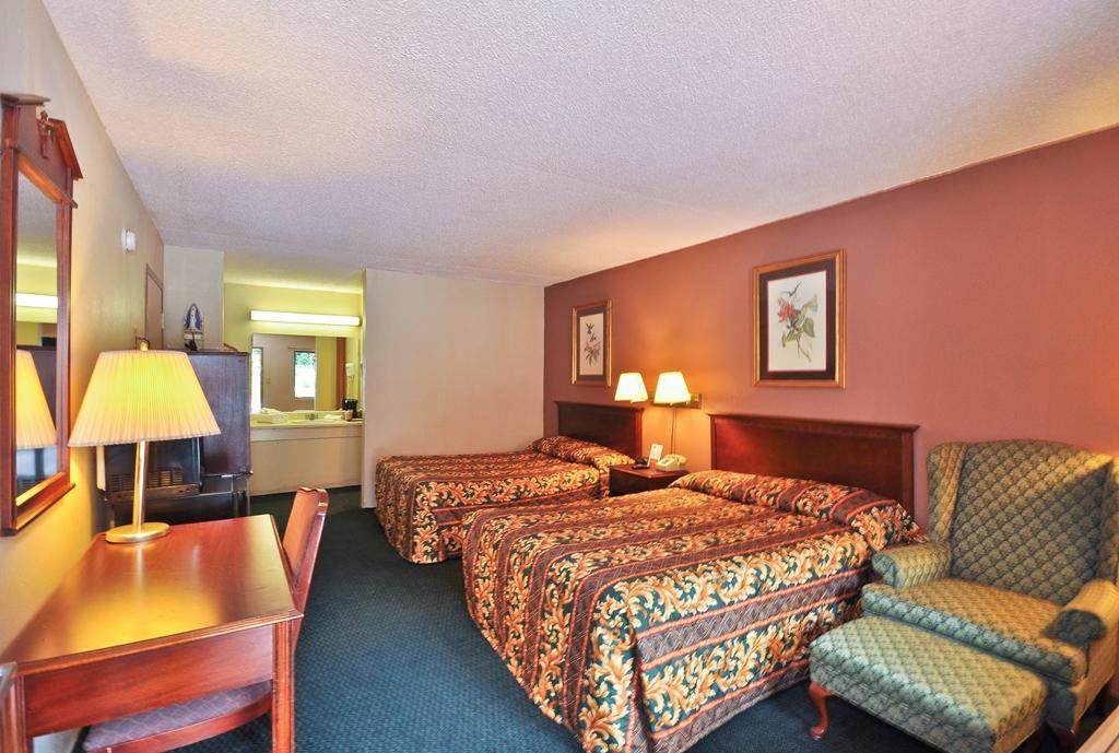 Country Hearth & Marietta Motel Smyrna